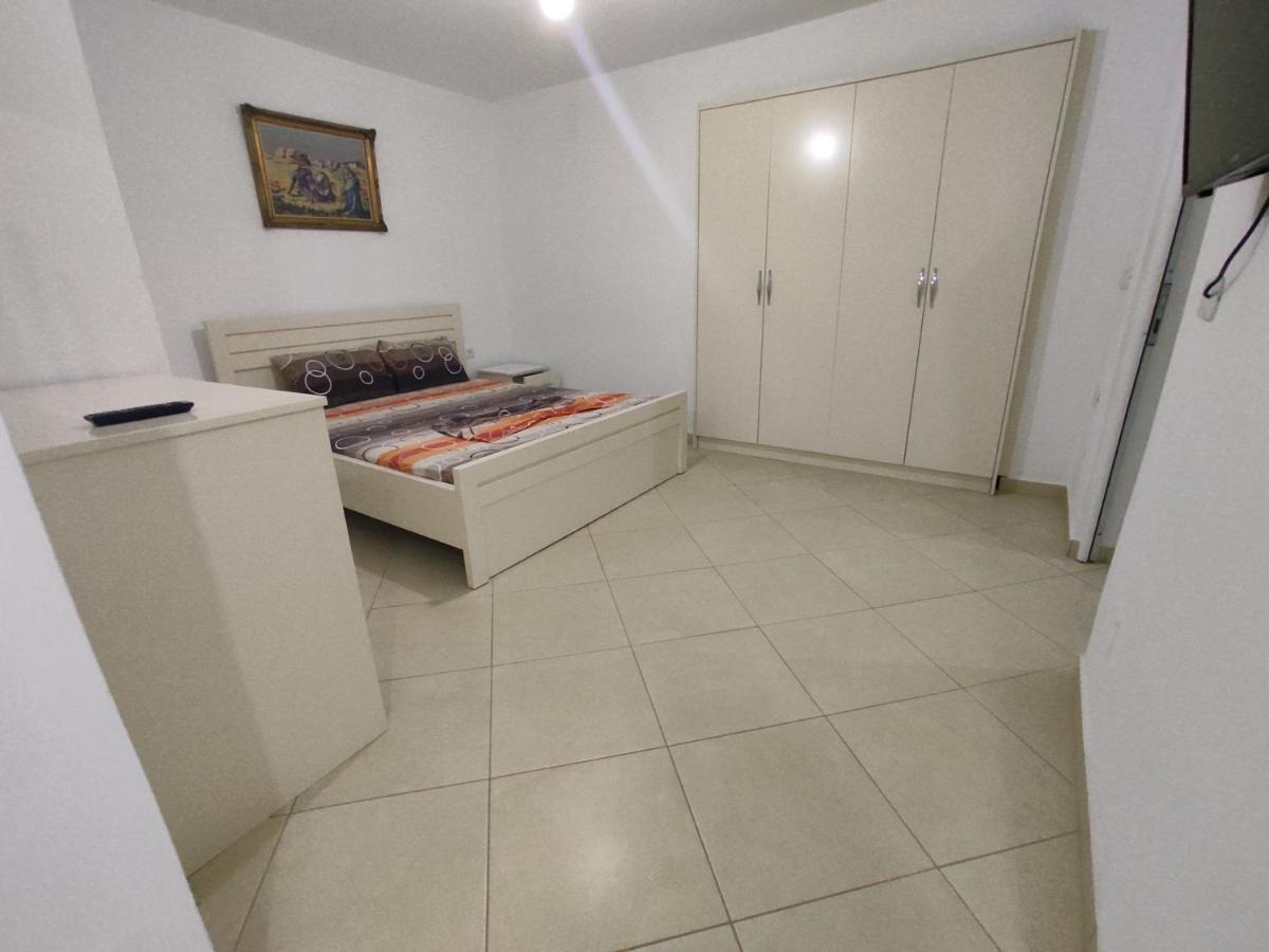 Kalliroi Apartament *